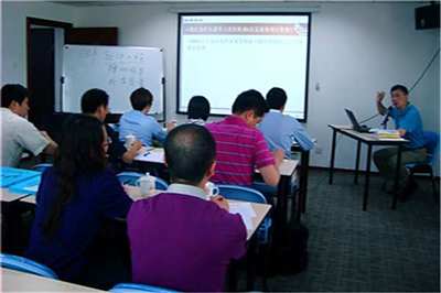 加盟上本教育 資質(zhì)要求、合作流程與技術(shù)賦能詳解